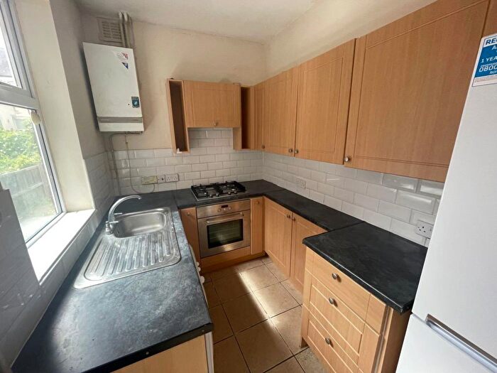3 Bedroom Terraced House To Rent In Grasmere Street, Leicester, LE2