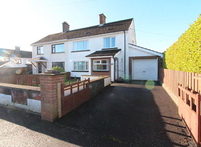 3 Bedroom Semi-Detached House For Sale In Jennings Park, Newtownabbey, BT37