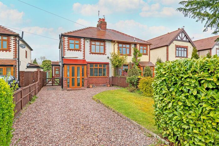 3 Bedroom Semi-Detached House For Sale In Primrose Lane, Helsby, Frodsham, WA6
