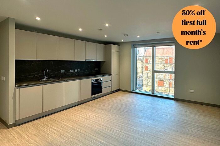 2 Bedroom Apartment To Rent In Candleriggs, Trongate, Glasgow, G1