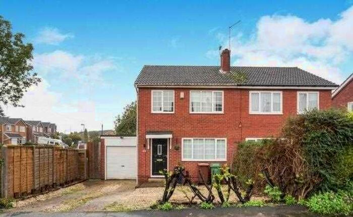 3 Bedroom Semi-Detached House To Rent In Beech Crescent, Castleford, WF10