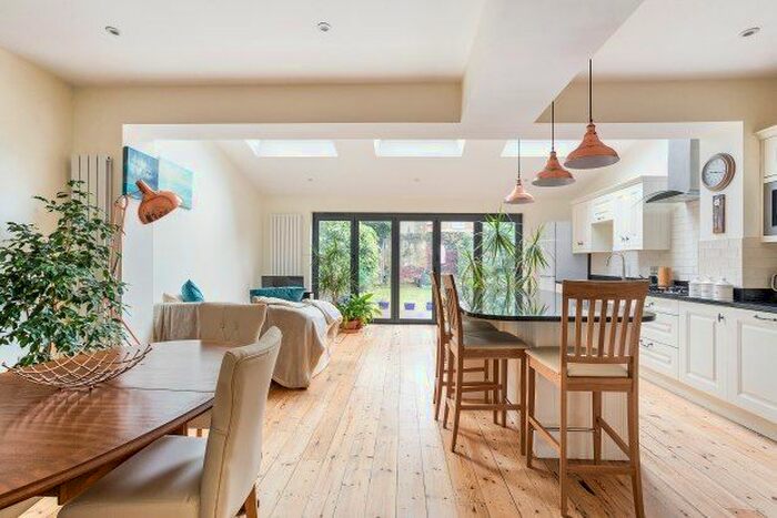 3 Bedroom End Of Terrace House To Rent In Saville Road, Twickenham, TW1