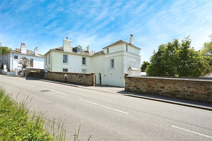 2 Bedroom Flat For Sale In Alverton Road, Penzance, Cornwall, TR18