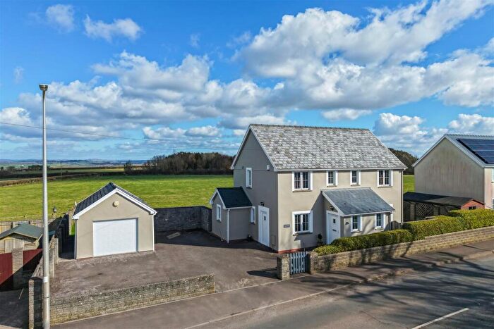 4 Bedroom House For Sale In St. Brides Road, Wick, Cowbridge, Vale Of Glamorgan, CF71