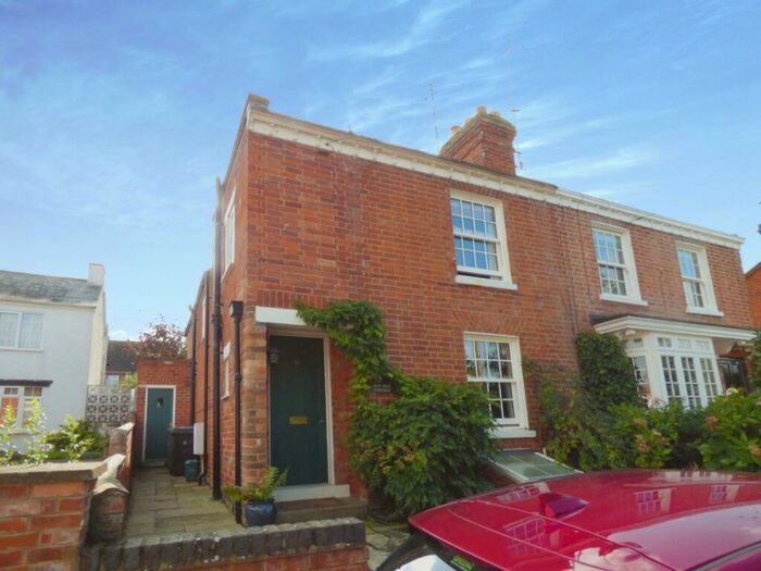 3 Bedroom End Of Terrace House To Rent In Alveston, Stratford-upon-Avon, CV37