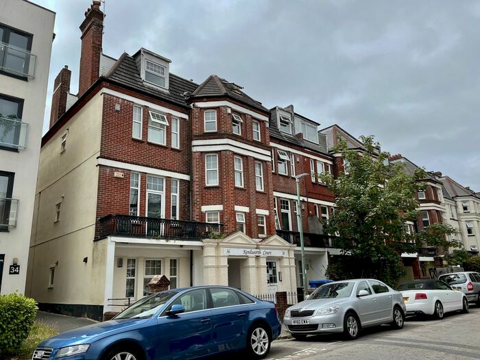 1 Bedroom Flat To Rent In Norwich Avenue West, Bournemouth, BH2