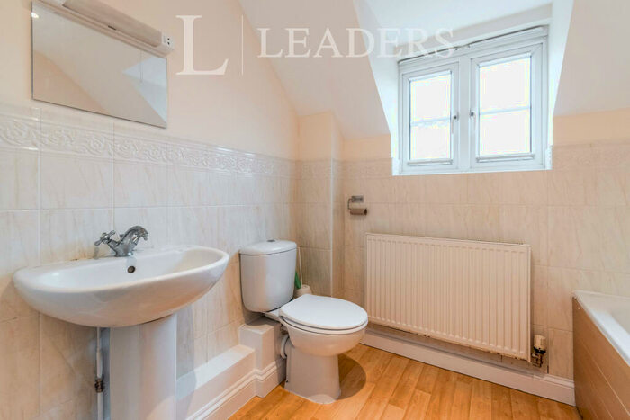 2 Bedroom Apartment To Rent In Games Yard, Stevenage, SG1