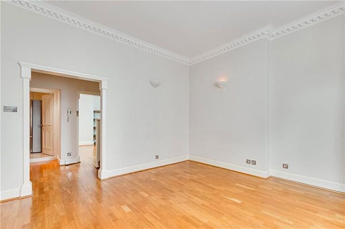 2 Bedroom Flat To Rent In Lennox Gardens, London, SW1X