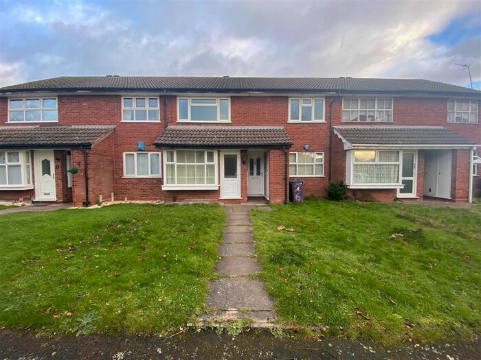 2 Bedroom Maisonette To Rent In Finches End, Shard End, Birmingham B34