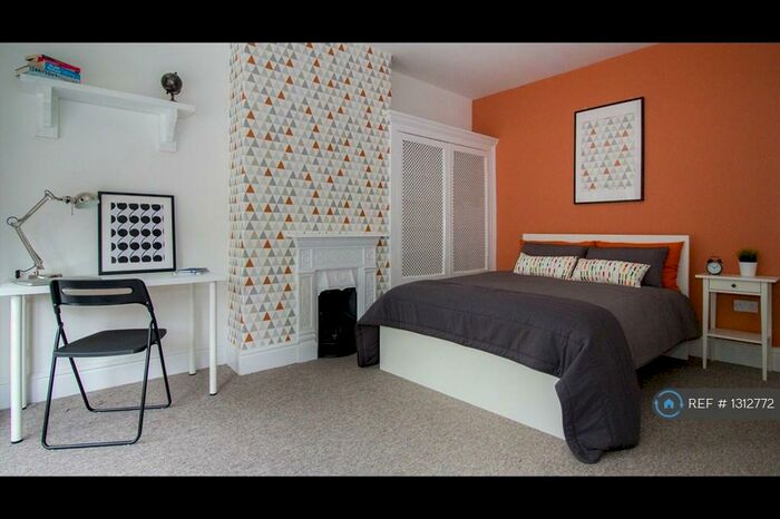 5 Bedroom Terraced House To Rent In Abingdon Road, Leicester, LE2