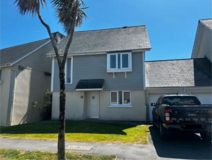 3 Bedroom Detached House To Rent In Pentre Nicklaus Village, Machynys, SA15