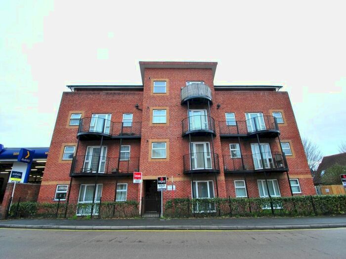 1 Bedroom Flat To Rent In Flat Park Street, Southampton, SO16