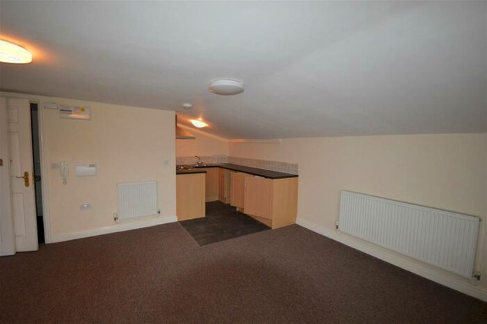 1 Bedroom Flat To Rent In Mealhouse Lane, Atherton, Manchester, M46
