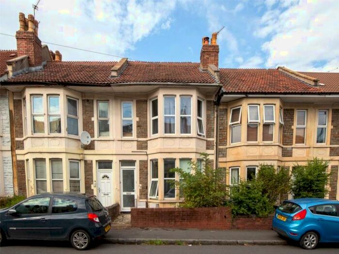 2 Bedroom Flat To Rent In Toronto Road, Horfield, Bristol, BS7