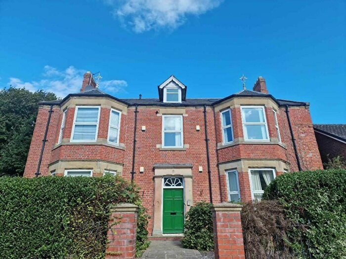 2 Bedroom Apartment To Rent In Pine Lodge Church View, DL2