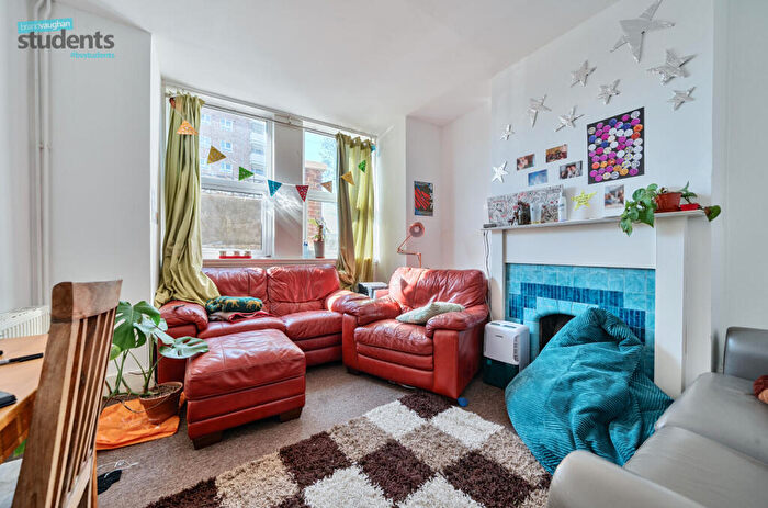 5 Bedroom Terraced House To Rent In Sussex Terrace, Brighton, East Sussex, BN2