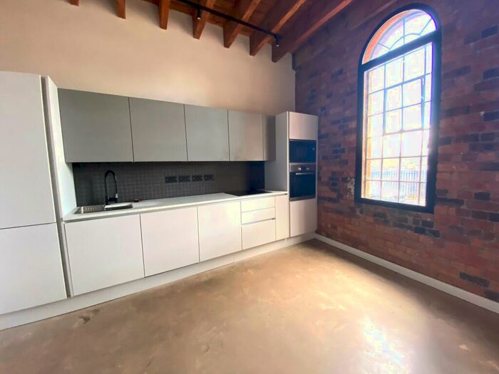 2 Bedroom Apartment To Rent In Iron Works, B12