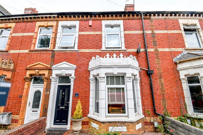 3 Bedroom Terraced House For Sale In Cardiff Road, Barry, CF63