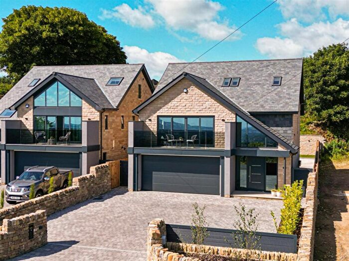 5 Bedroom Detached House For Sale In Slades Road, Golcar, HD7