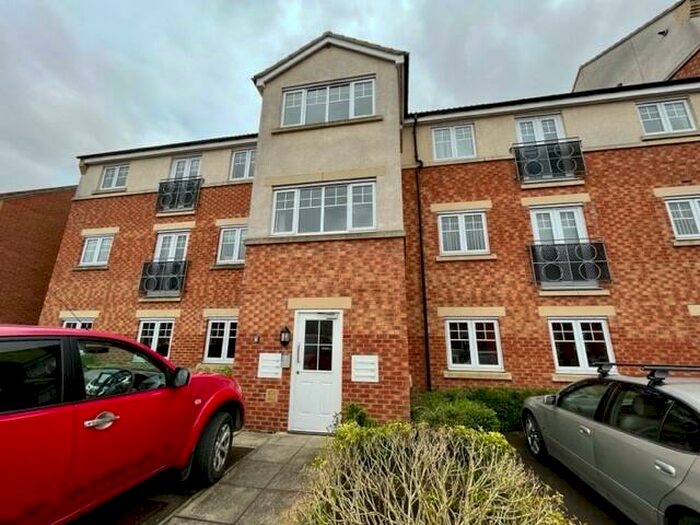 2 Bedroom Flat To Rent In Appleby Close, Eastbourne, Darlington, DL1