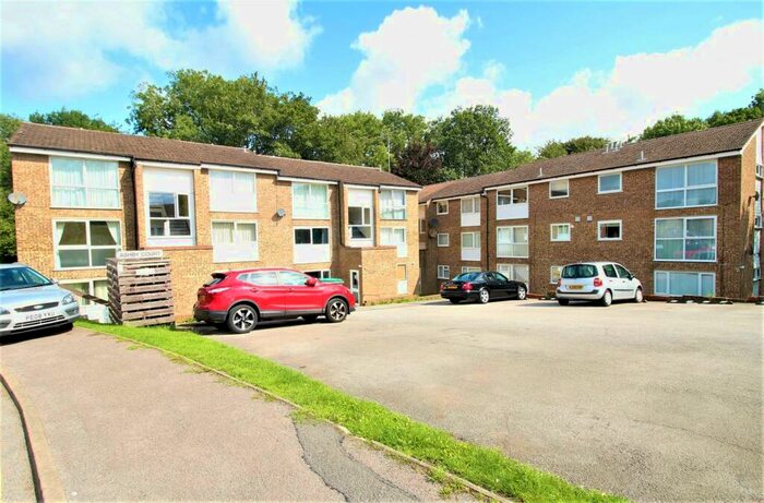 1 Bedroom Apartment To Rent In Woodhall Farm, Hemel Hempstead, HP2