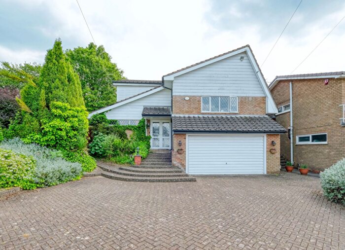 4 Bedroom Detached House For Sale In Braces Lane, Marlbrook, B60