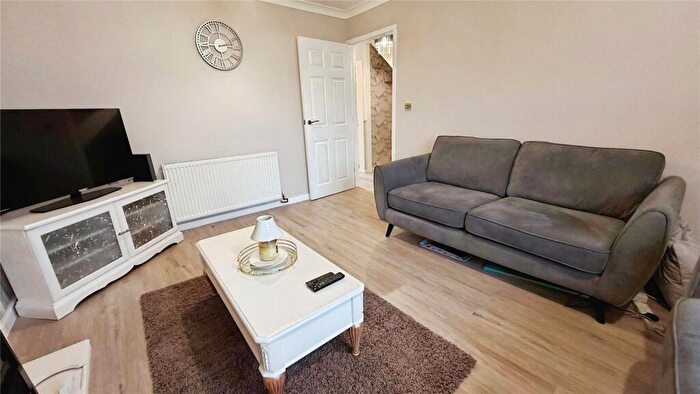 3 Bedroom End Of Terrace House For Sale In Cornwall Road, Rubery, Rednal, B45