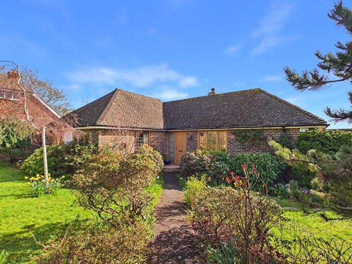 3 Bedroom Bungalow For Sale In Woodland Avenue, High Salvington, Worthing, BN13