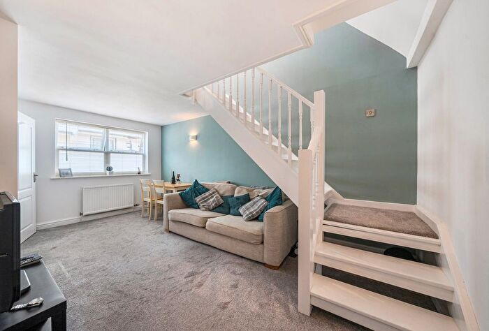 2 Bedroom Flat For Sale In Witcombe Place, Cheltenham, Gloucestershire, GL52