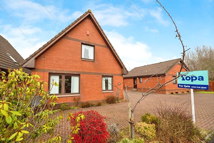 3 Bedroom Detached House For Sale In East Main Street, Bathgate, EH47