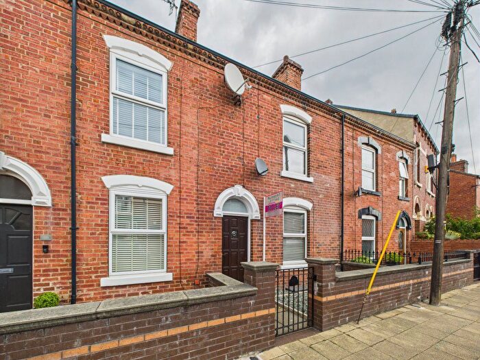3 Bedroom Terraced House To Rent In Roundhill Road, Castleford, WF10