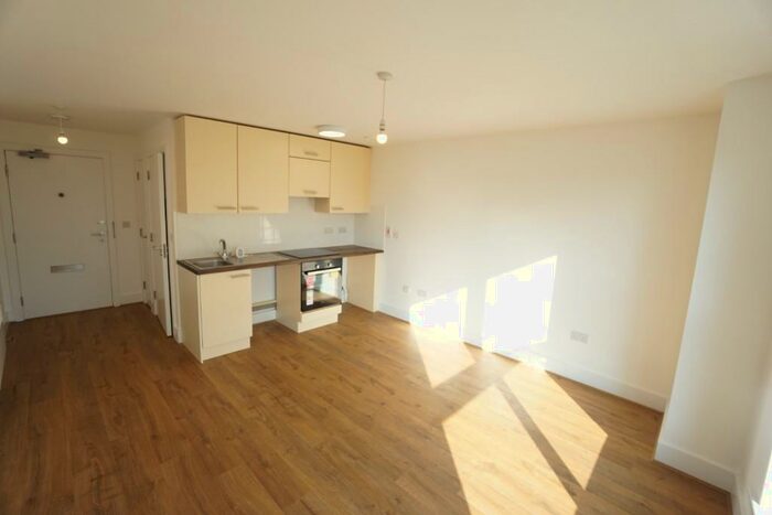 Studio To Rent In Alencon Link, Basingstoke, Hampshire, RG21