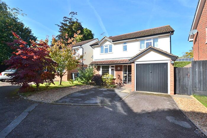 4 Bedroom Detached House For Sale In Malthouse Close, Church Crookham, GU52