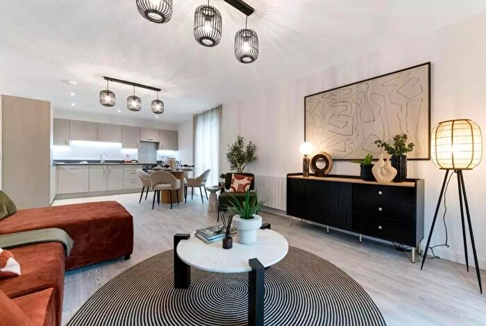 2 Bedroom Flat For Sale In Unit Priory Place, Bedford, MK40