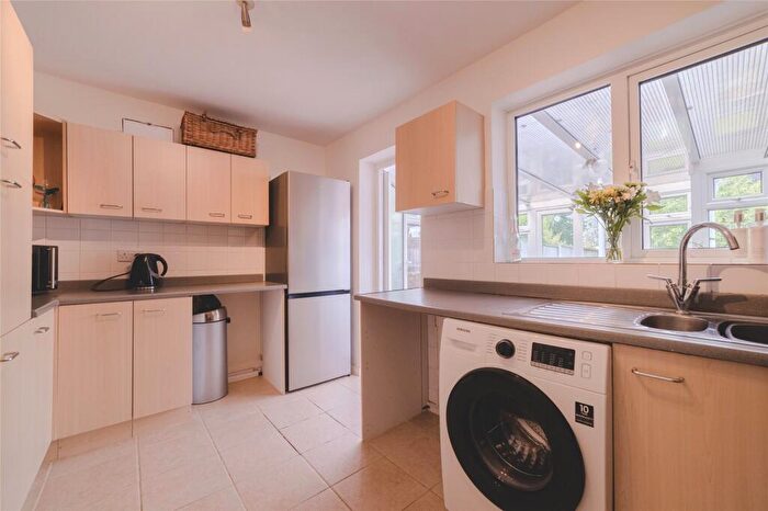 3 Bedroom Terraced House To Rent In Magdalene Road, Owlsmoor, Sandhurst, Berkshire, GU47