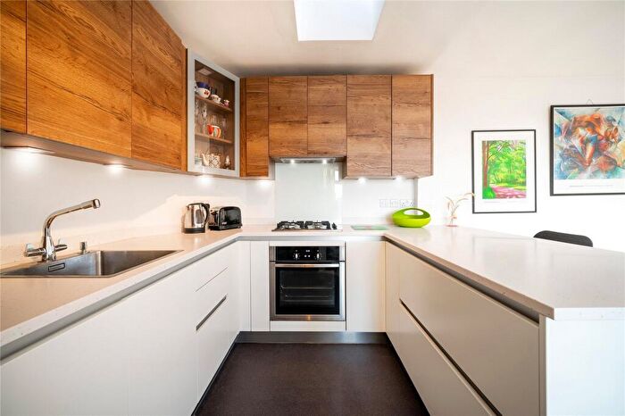 1 Bedroom Flat For Sale In Langland Mansions, Finchley Road, NW3