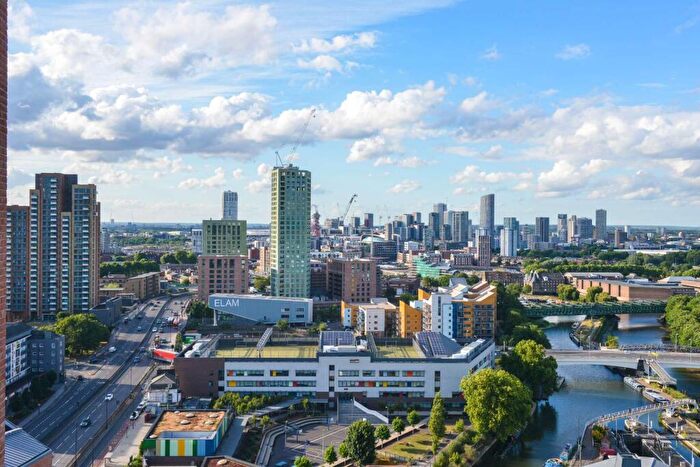 2 Bedroom Flat For Sale In Skyline Apartments, Bromley By Bow, London, E3