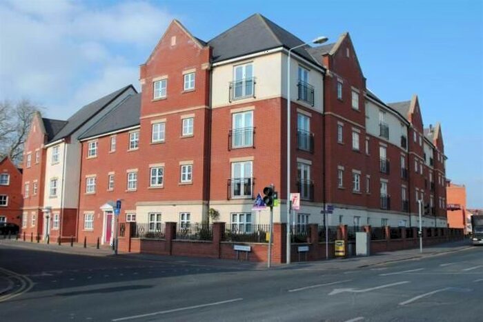 2 Bedroom Flat To Rent In Manor Gardens Close, Loughborough, LE11