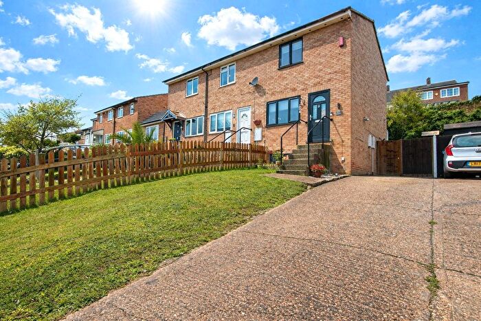 2 Bedroom End Terrace House For Sale In Shanklin Close, Princes Park, Kent, ME5