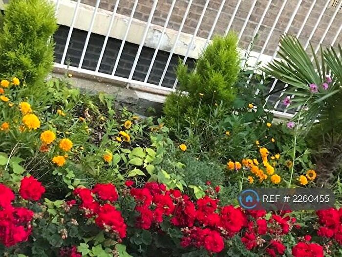 1 Bedroom Flat To Rent In Warner House, London, NW8