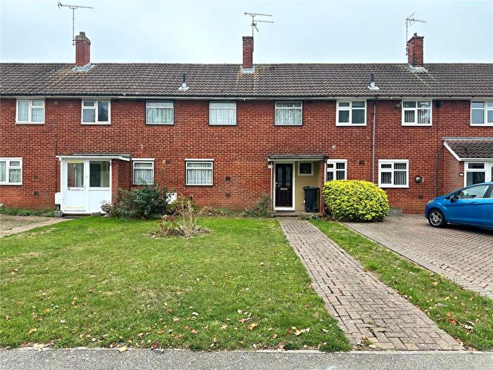 3 Bedroom Terraced House For Sale In The Fryth, Basildon, Essex, SS14