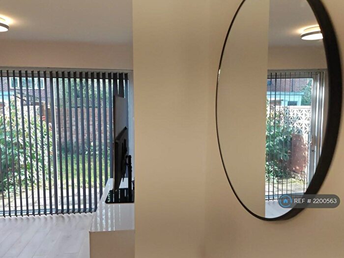 4 Bedroom Semi-Detached House To Rent In Thanet Road, Bexley, DA5