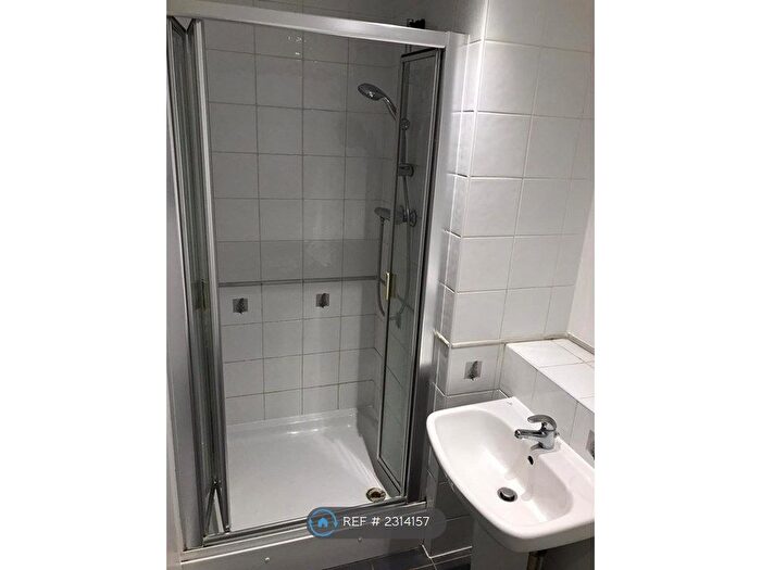 2 Bedroom Flat To Rent In Kirk House, Wembley, HA9