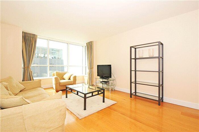 2 Bedroom Apartment To Rent In Belgrave Court, Westferry Circus, London, E14