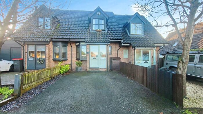 2 Bedroom Terraced House For Sale In Lower Hall Lane, Chester, CH3