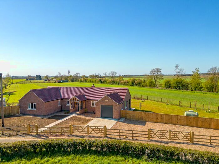 3 Bedroom Bungalow For Sale In Beggars Lane, Mareham-Le-Fen, PE22