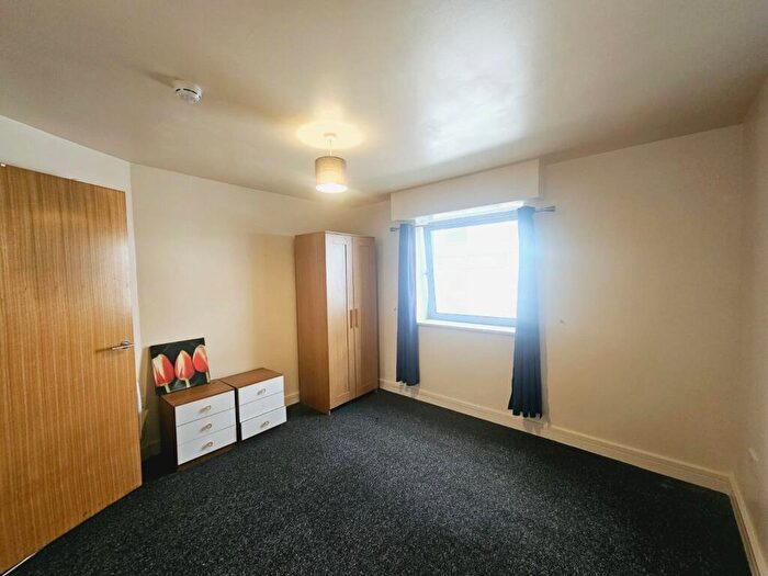 2 Bedroom Flat For Sale In Fleet Street, Birmingham, West Midlands, B3