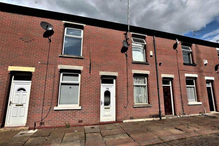 2 Bedroom Terraced House To Rent In Bonsall Street, Blackburn, BB2