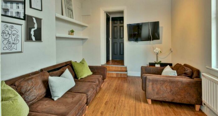 7 Bedroom Terraced House To Rent In Hillsborough Avenue, Exeter, EX4