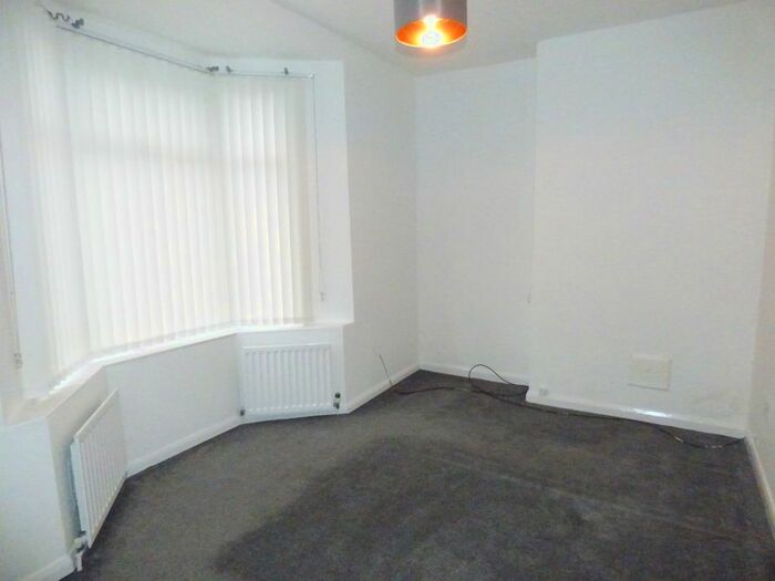 2 Bedroom Flat To Rent In Warwick Street, Heaton, Newcastle Upon Tyne, NE6